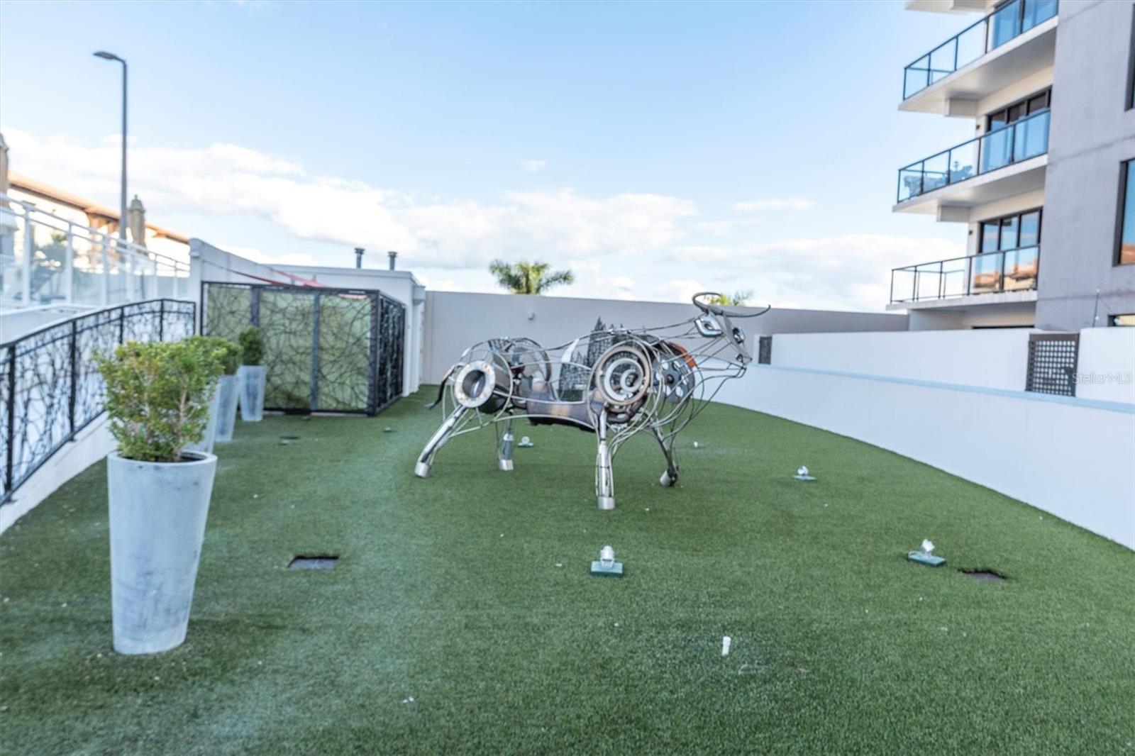 SALVADOR THE CONDO - Residential