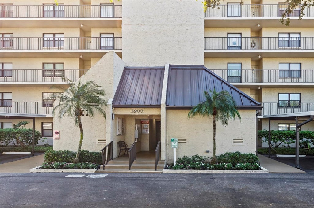 Photo of 2900 Cove Cay Drive #4B, Clearwater, FL 33760 (MLS # TB8548350)