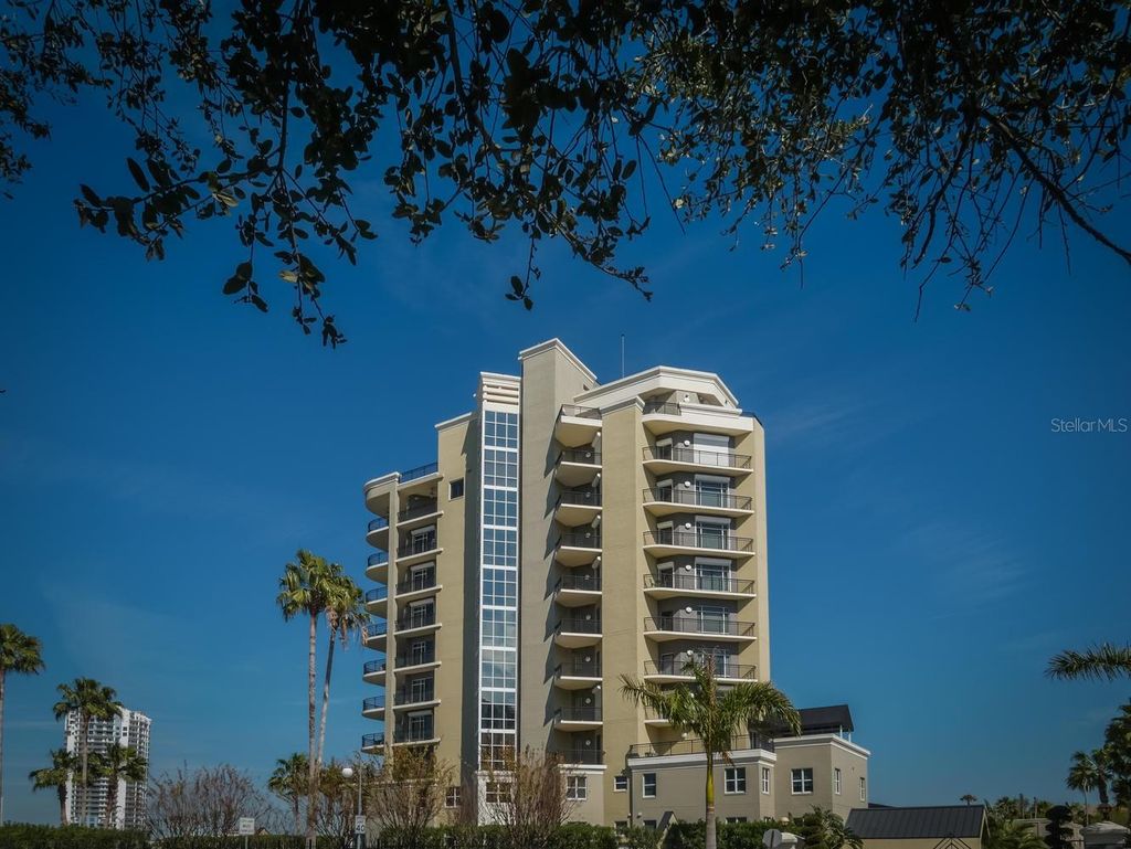 Photo of 600 Garrison Cove Lane #2B, Tampa, FL 33602 (MLS # TB8523934)