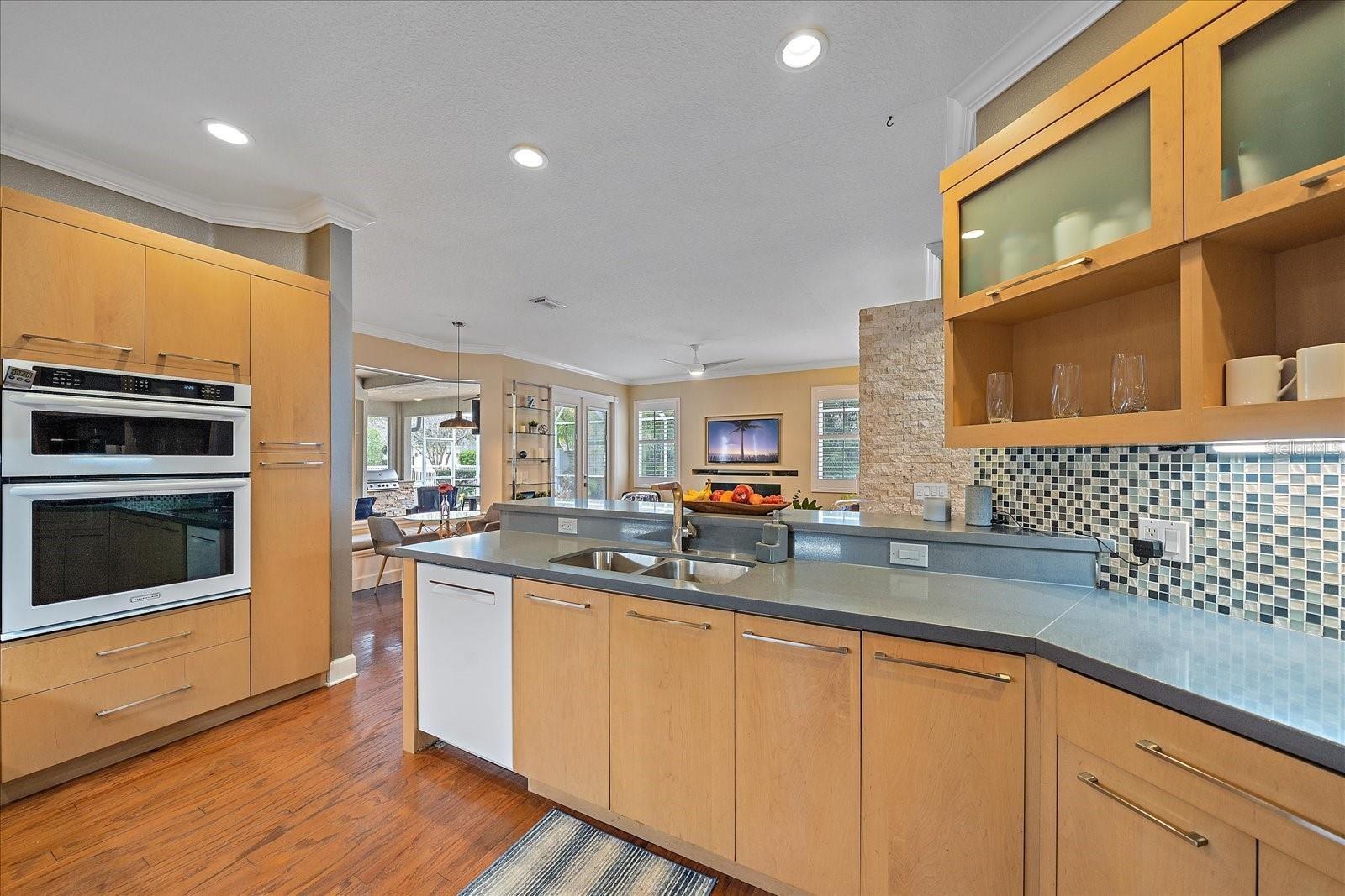 RIVERWALK VILLAGE CYPRESS BANKS SP E - Residential Lease