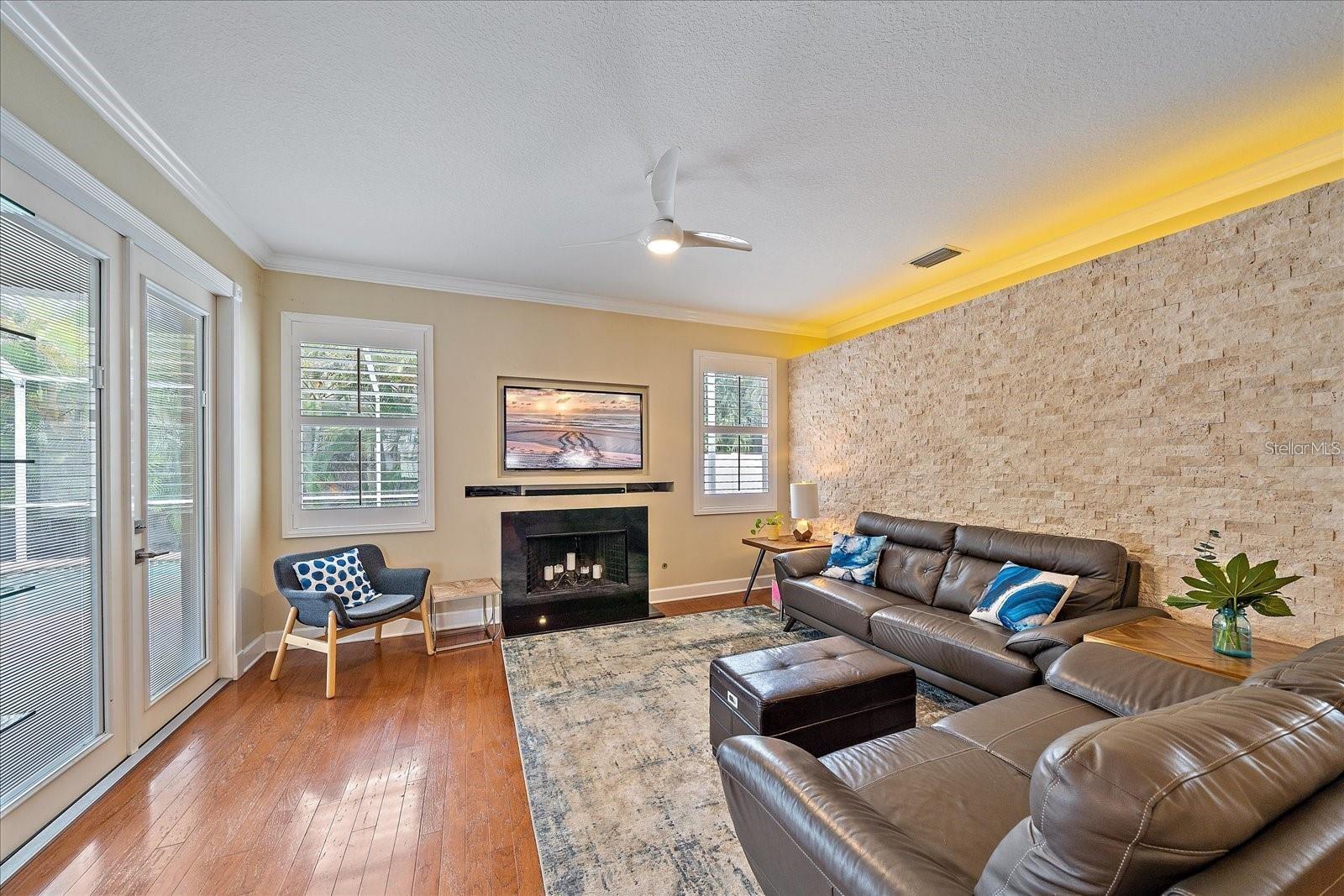 RIVERWALK VILLAGE CYPRESS BANKS SP E - Residential Lease