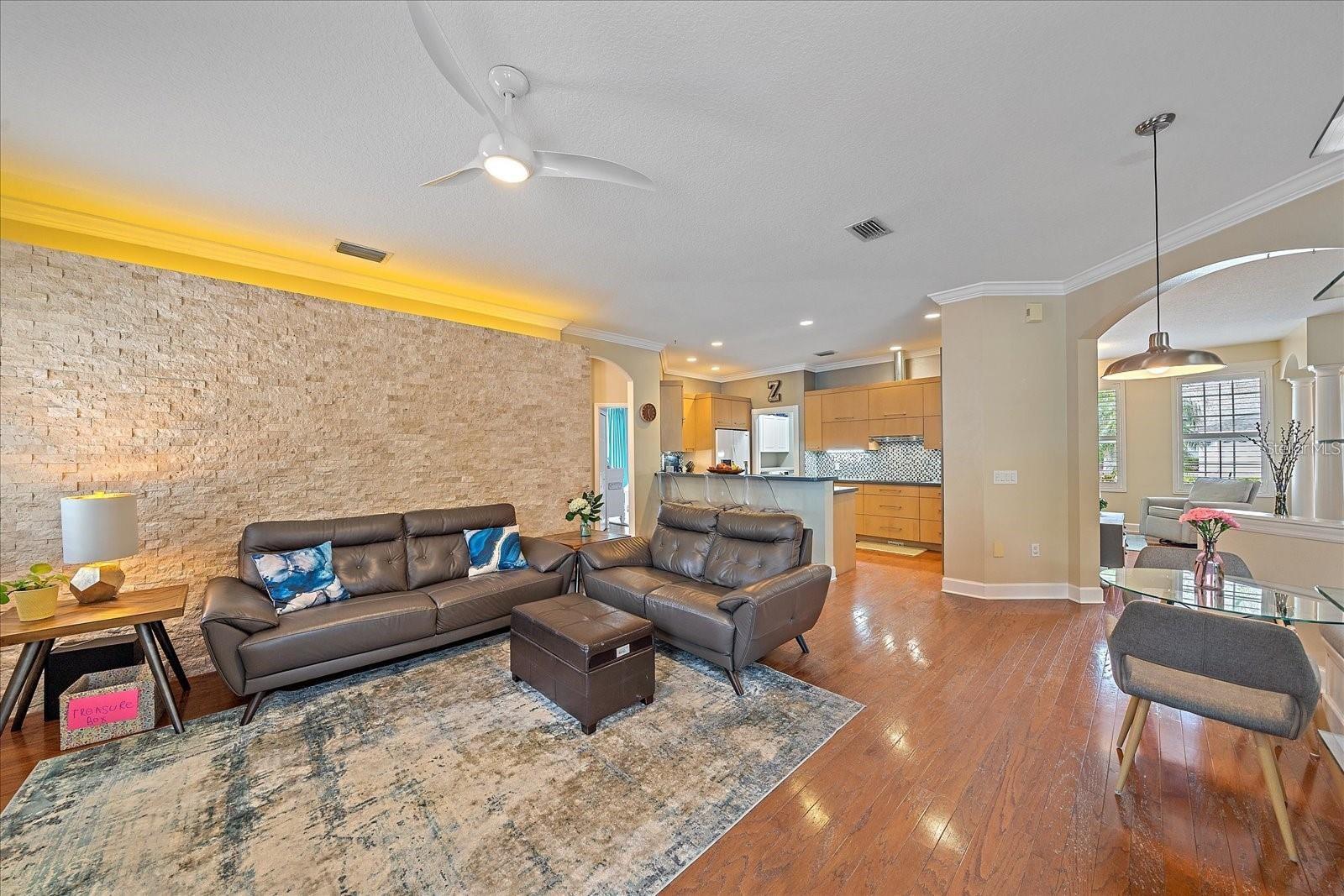 RIVERWALK VILLAGE CYPRESS BANKS SP E - Residential Lease