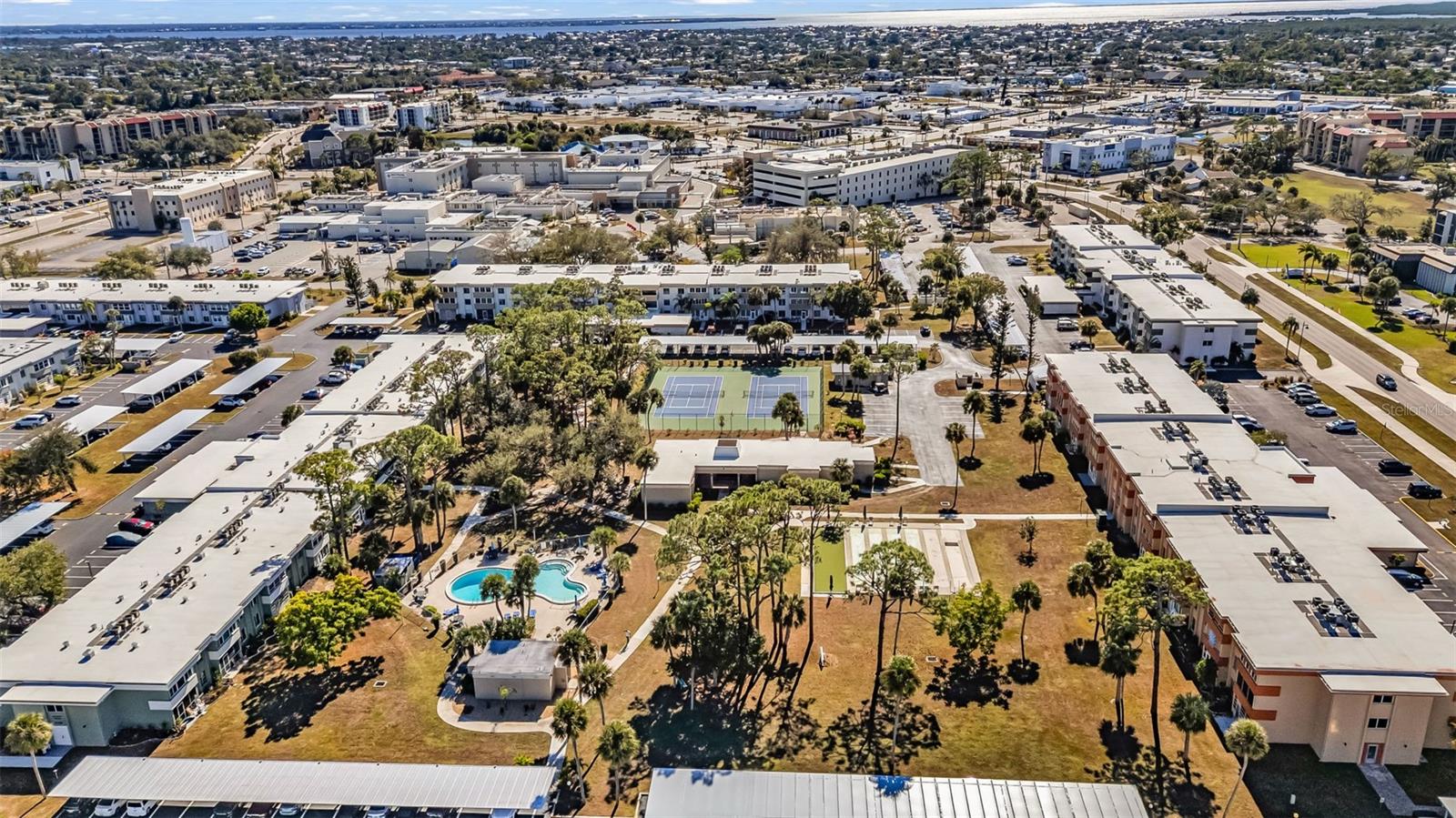 OXFORD HSE/PORT CHARLOTTE - Residential