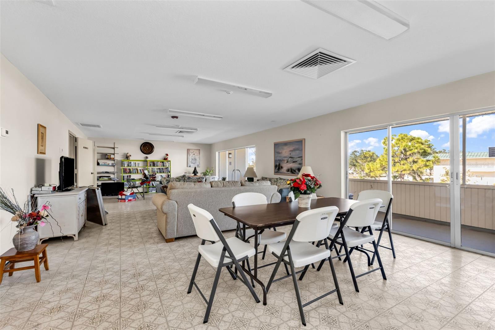 OXFORD HSE/PORT CHARLOTTE - Residential