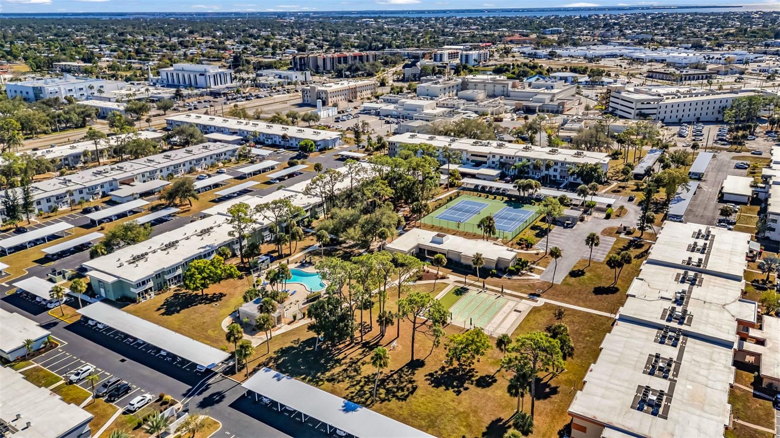 OXFORD HSE/PORT CHARLOTTE - Residential