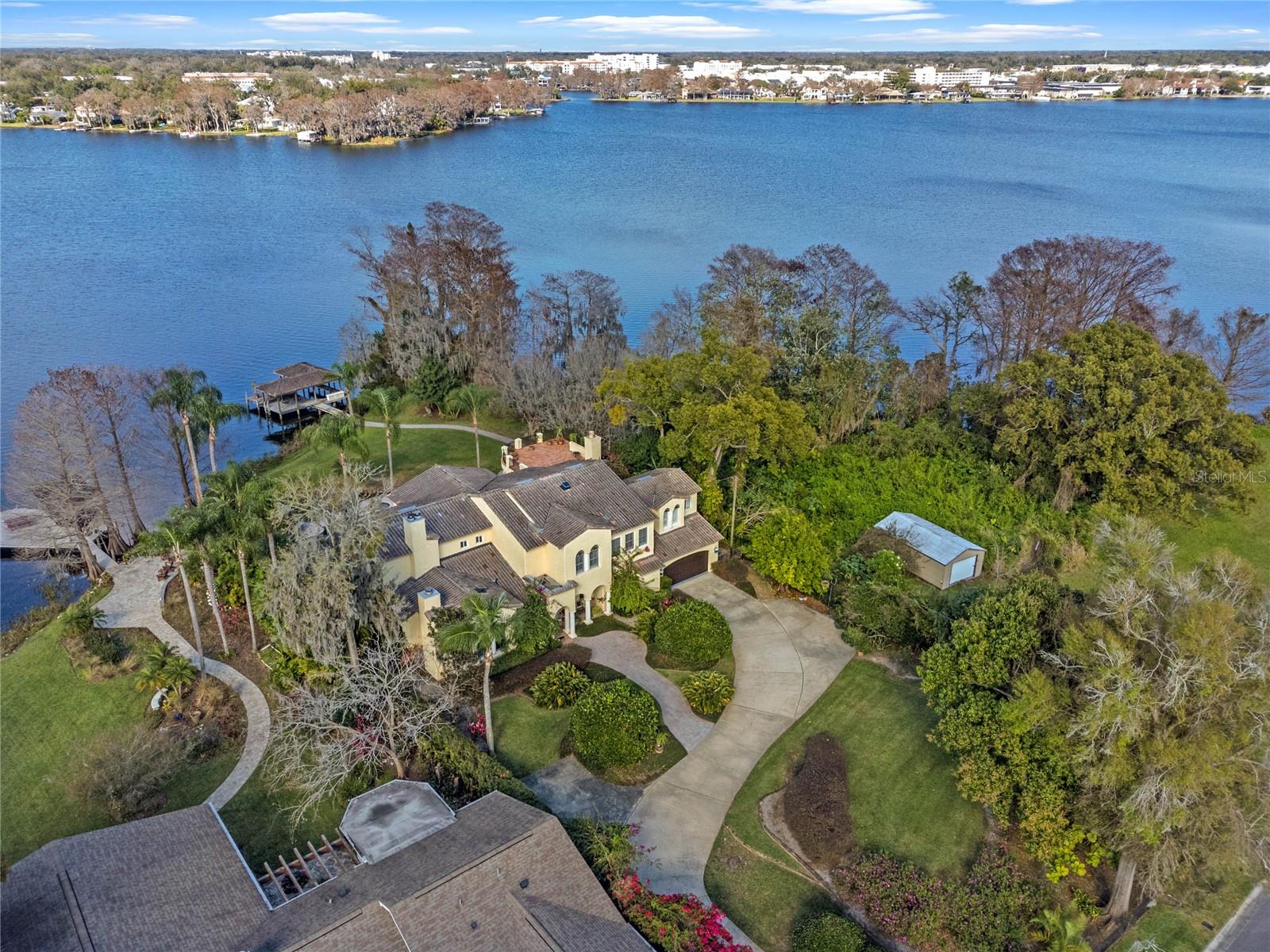 KILLARNEY SHORES - Residential