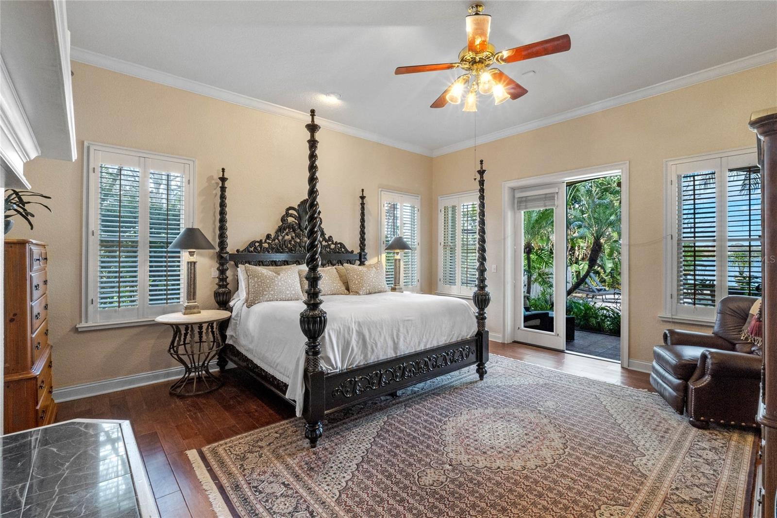 KILLARNEY SHORES - Residential