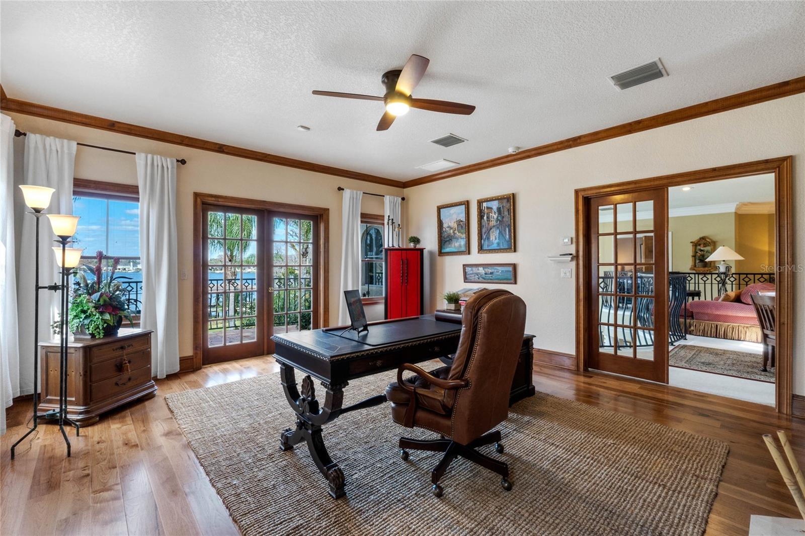 KILLARNEY SHORES - Residential