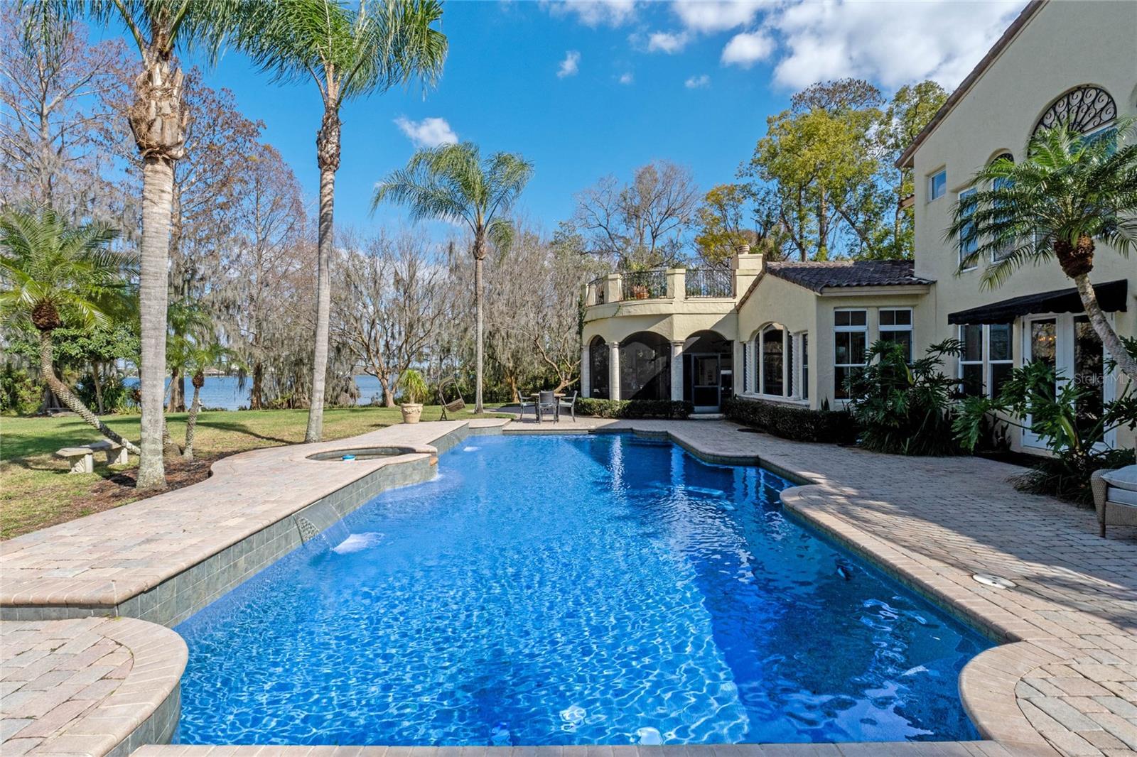 KILLARNEY SHORES - Residential