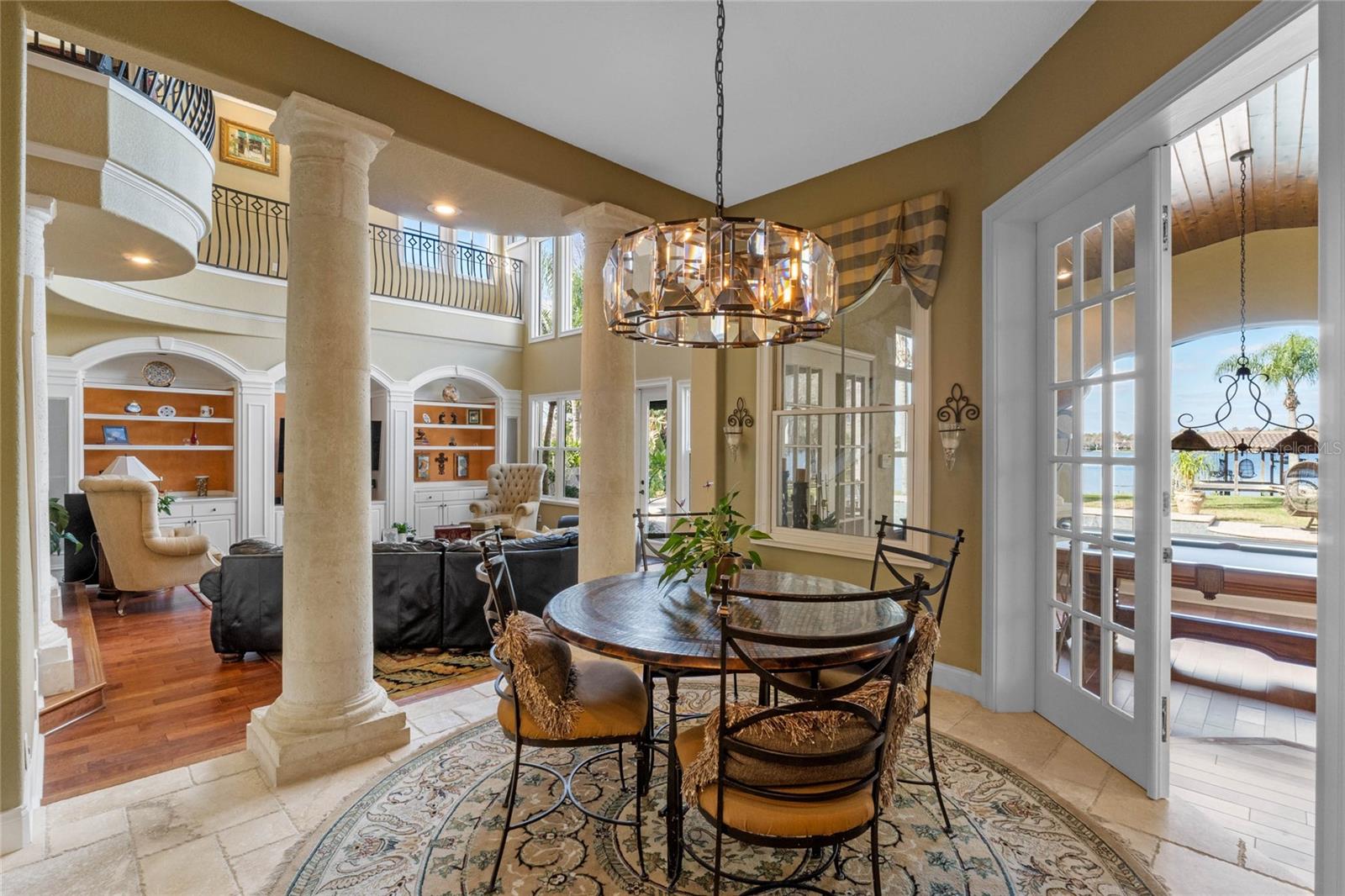 KILLARNEY SHORES - Residential