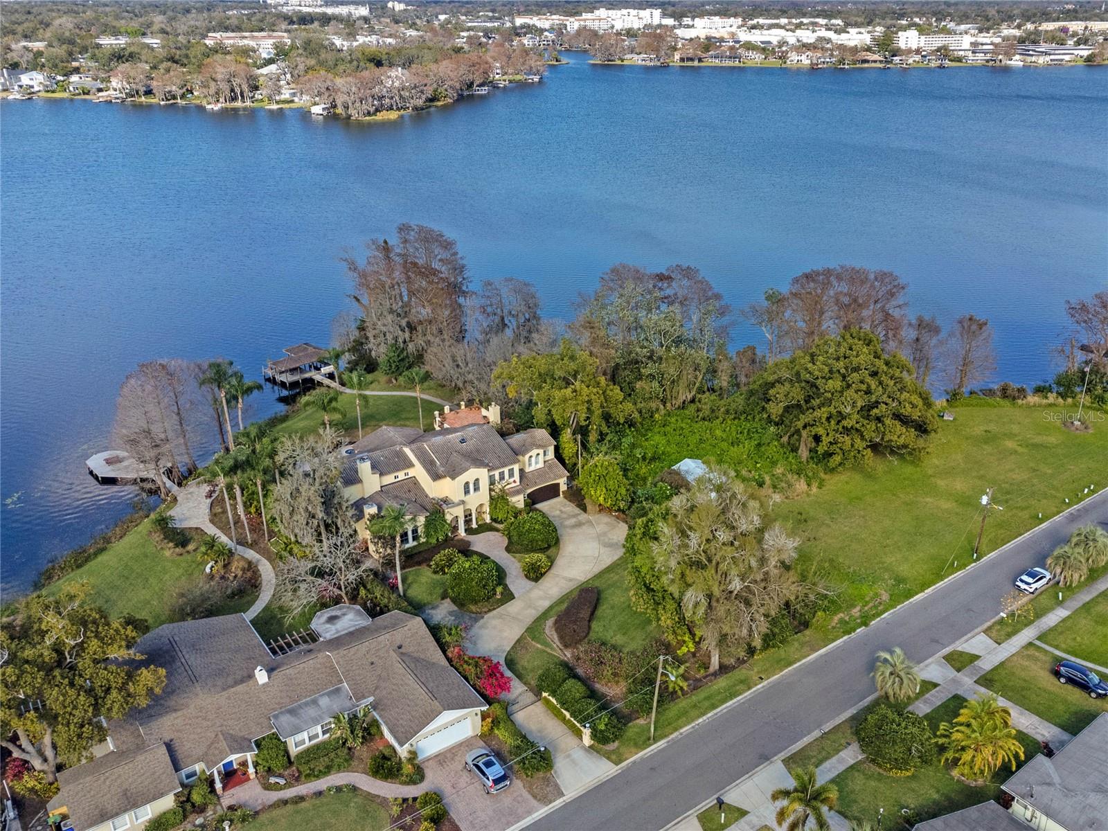 KILLARNEY SHORES - Residential