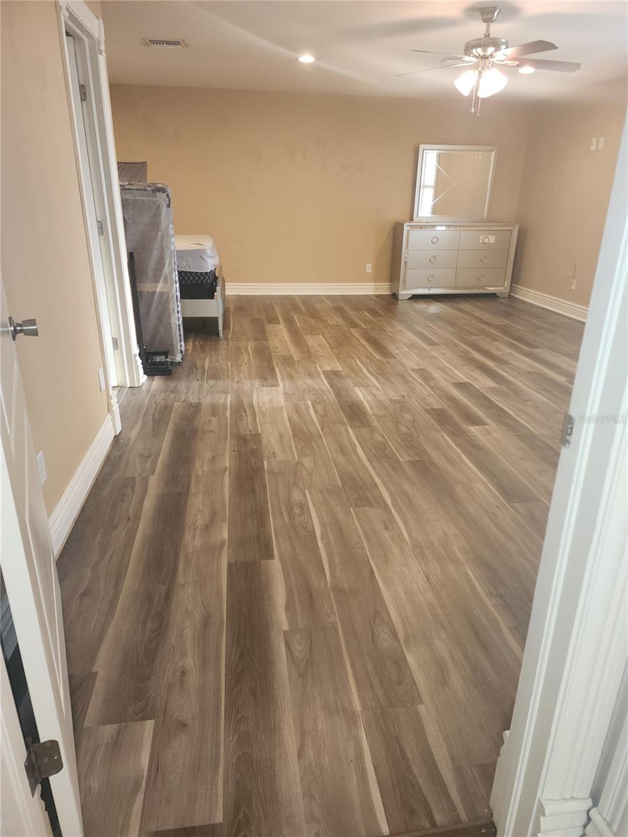 WYNDSOR AT LAKE WINTERSET - Residential