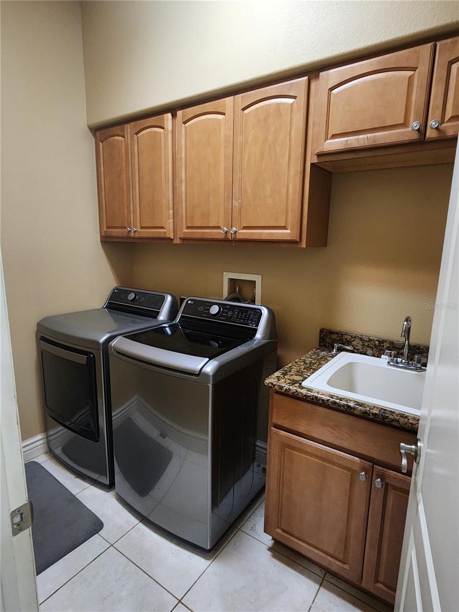 WYNDSOR AT LAKE WINTERSET - Residential