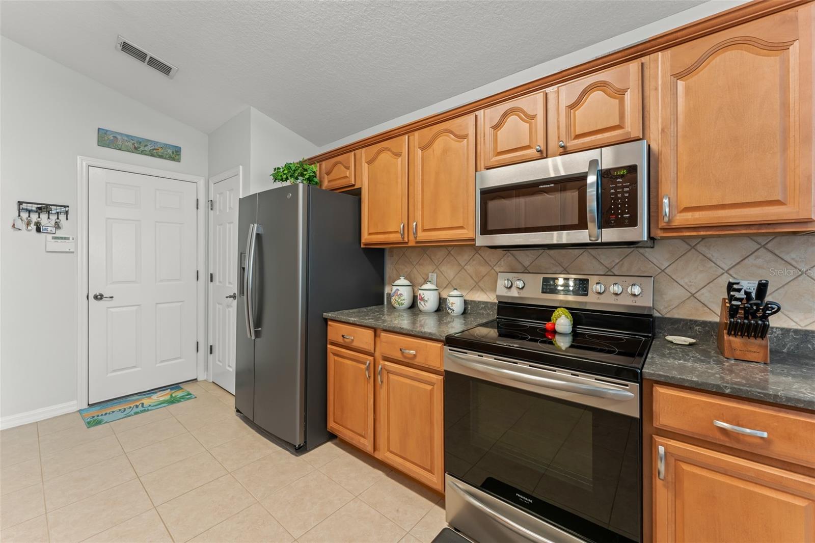 ENCLAVE/MOSS PARK - Residential