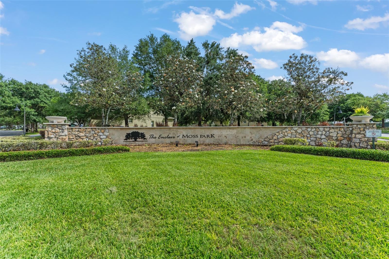 ENCLAVE/MOSS PARK - Residential