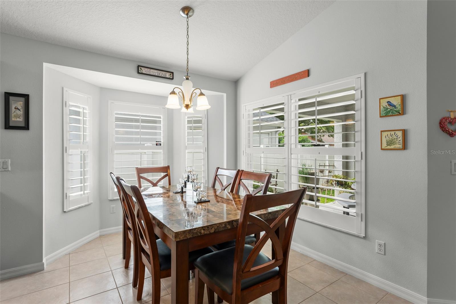 ENCLAVE/MOSS PARK - Residential