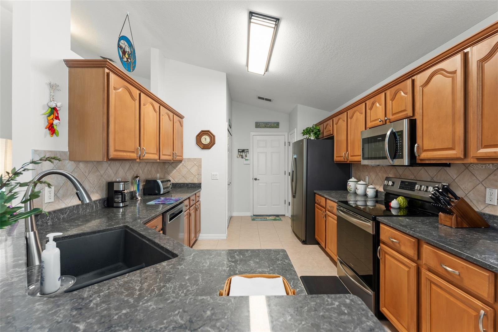 ENCLAVE/MOSS PARK - Residential