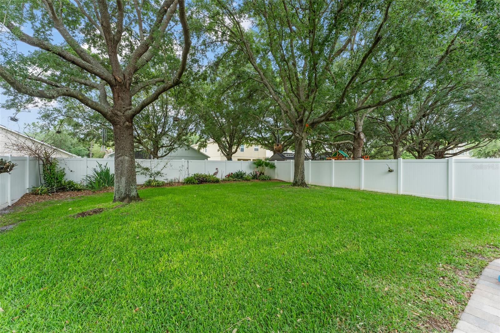 ENCLAVE/MOSS PARK - Residential