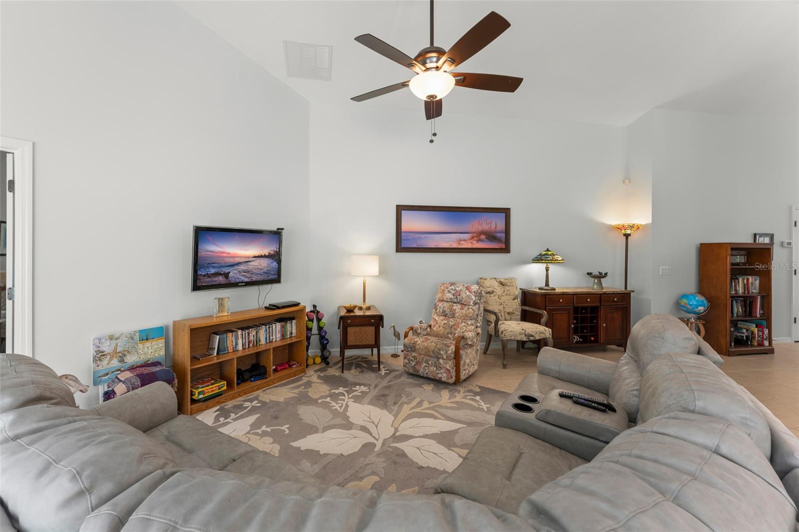 ENCLAVE/MOSS PARK - Residential