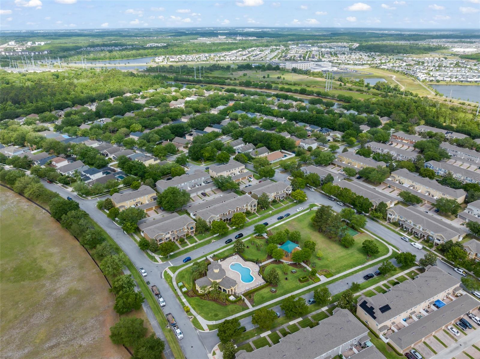 ENCLAVE/MOSS PARK - Residential