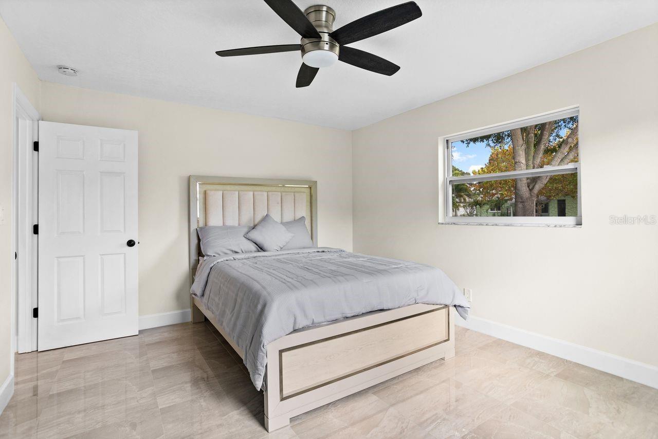 LAKE PEARL ESTATES - Residential