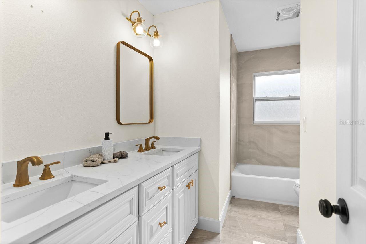 LAKE PEARL ESTATES - Residential