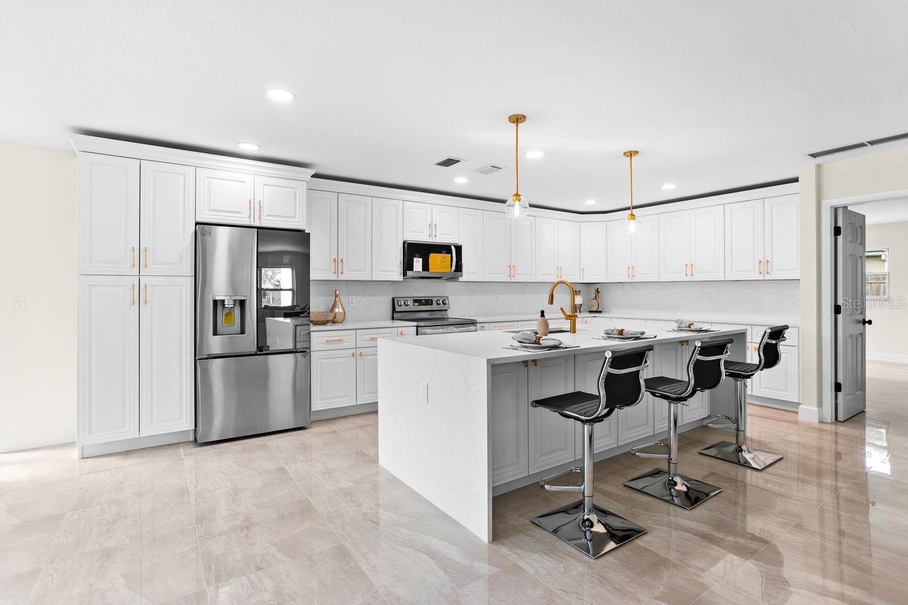 LAKE PEARL ESTATES - Residential