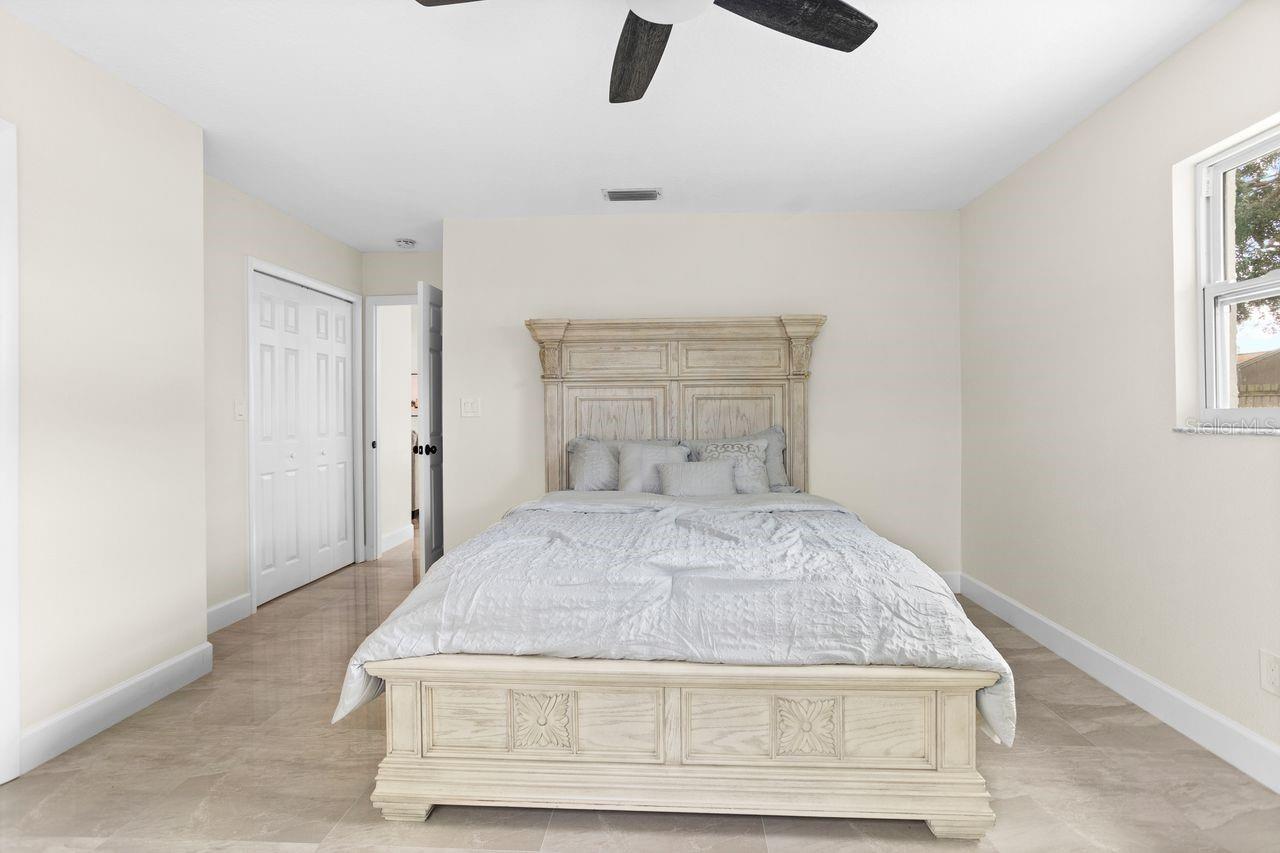 LAKE PEARL ESTATES - Residential