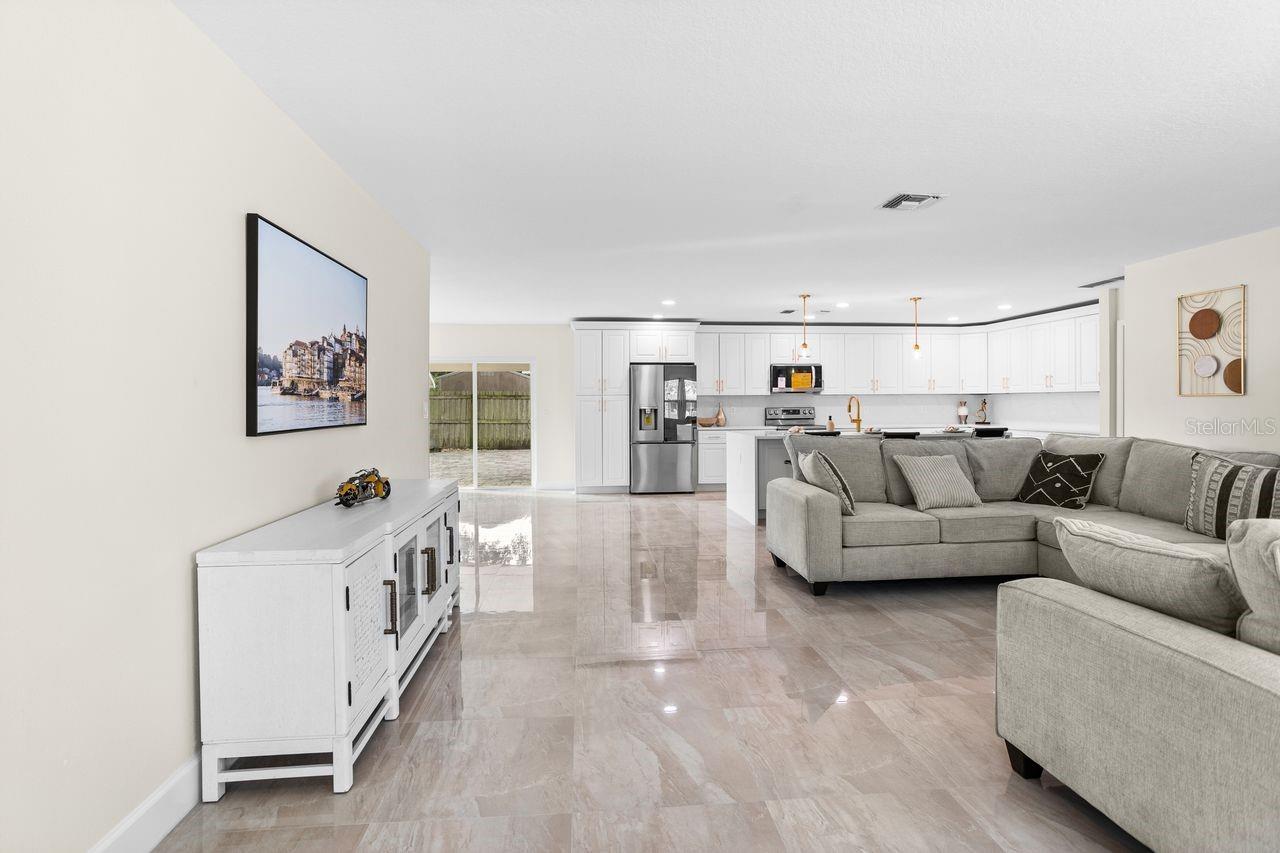 LAKE PEARL ESTATES - Residential