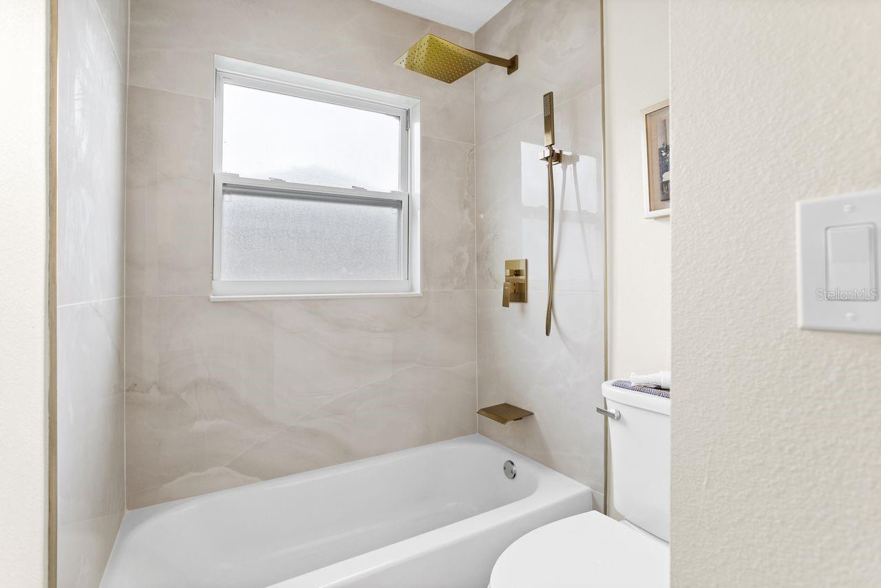 LAKE PEARL ESTATES - Residential