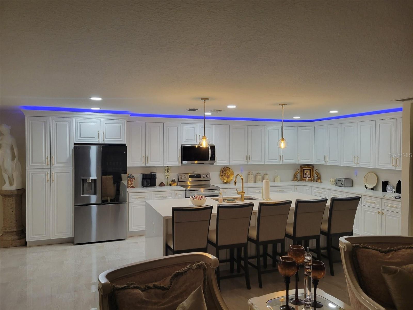 LAKE PEARL ESTATES - Residential