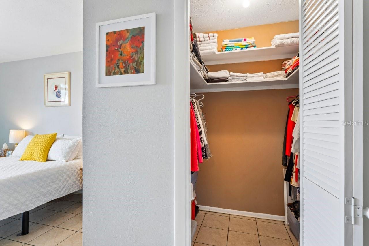 TAHITIAN GARDENS CONDO - Residential