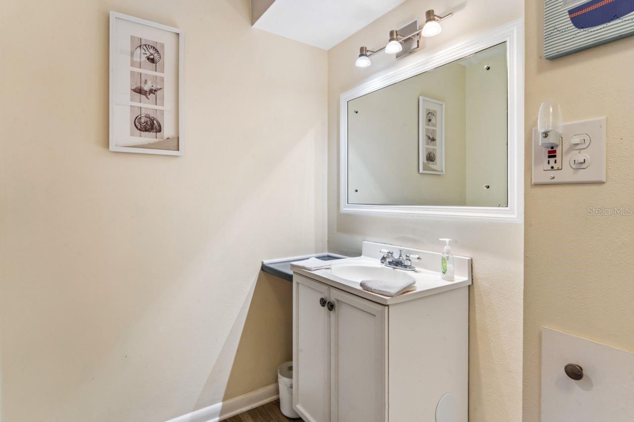 TAHITIAN GARDENS CONDO - Residential