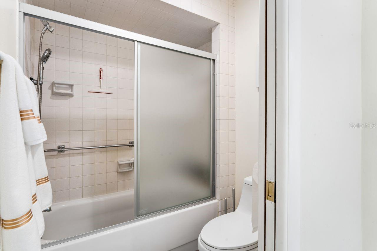 TAHITIAN GARDENS CONDO - Residential