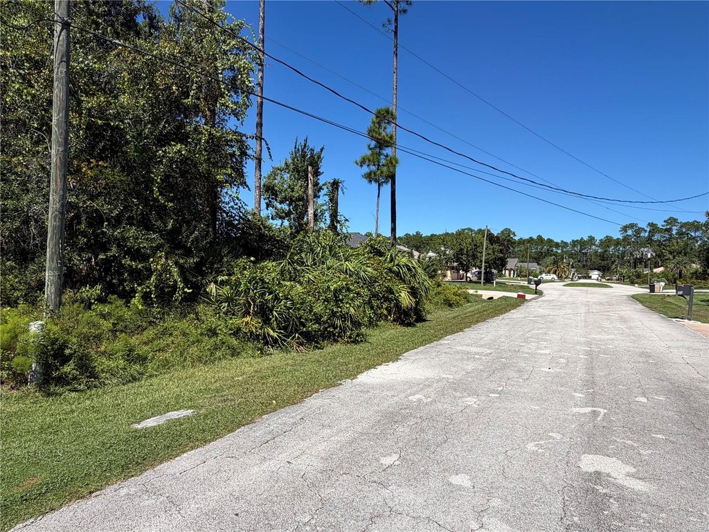 Photo of 49 Ebb Tide Drive, Palm Coast, FL 32164 (MLS # FC322037)