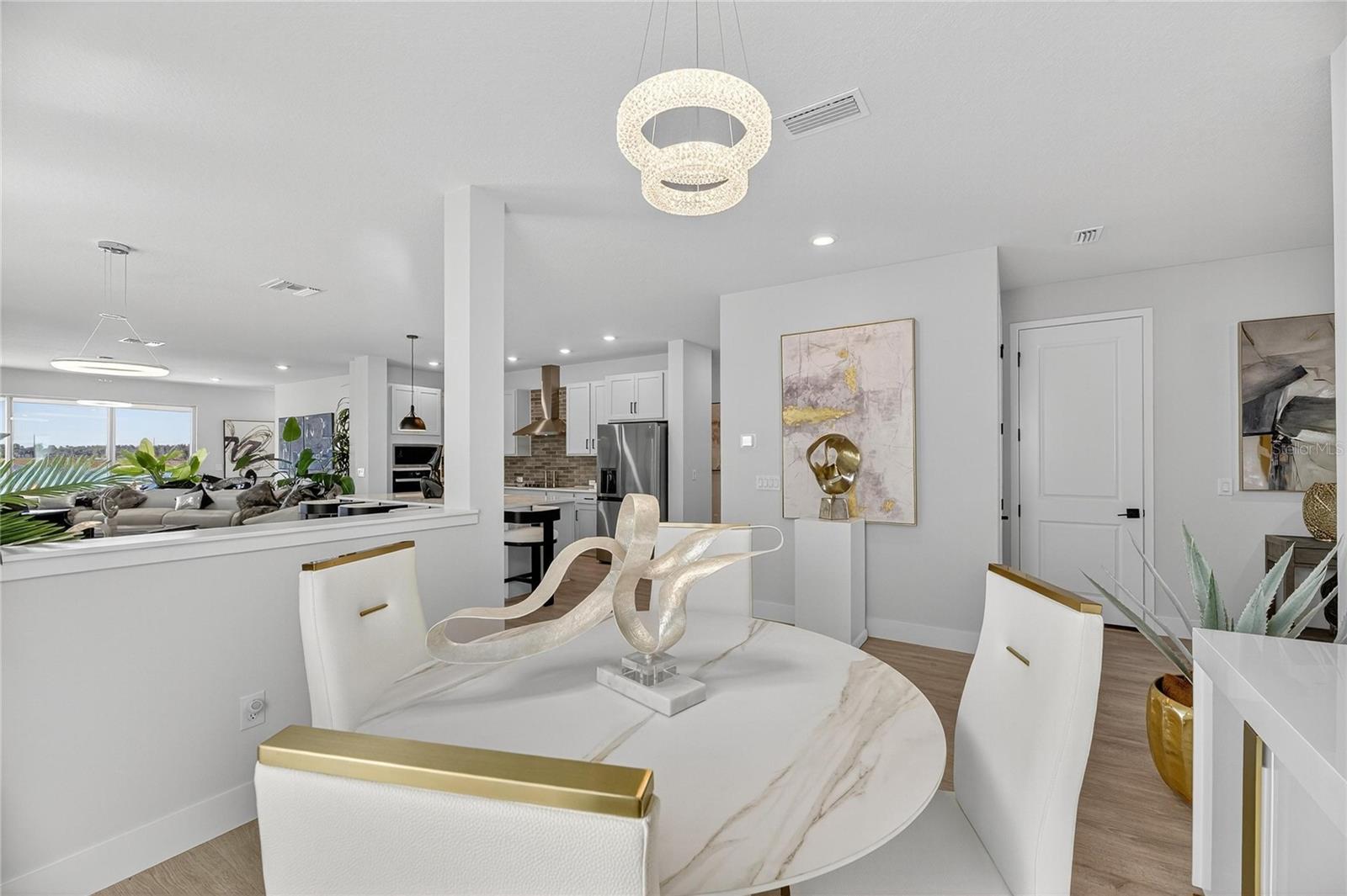 PENINSULA/RHODINE LK - Residential