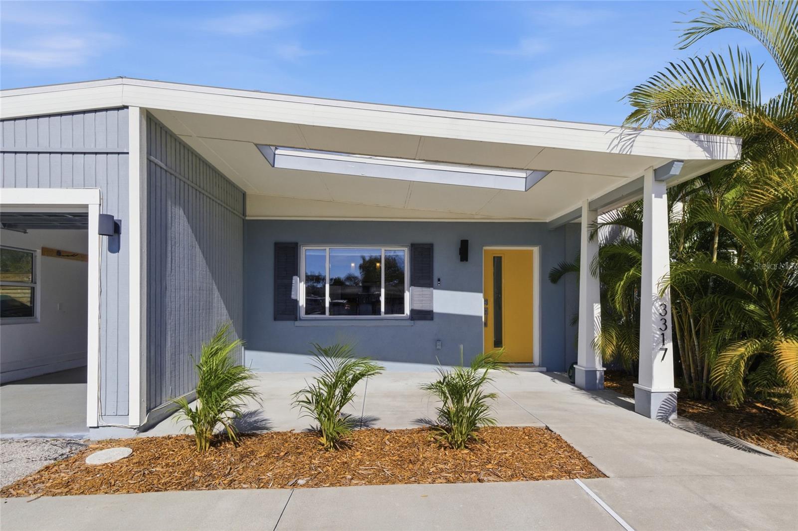 SOUTH GATE MANOR - Residential