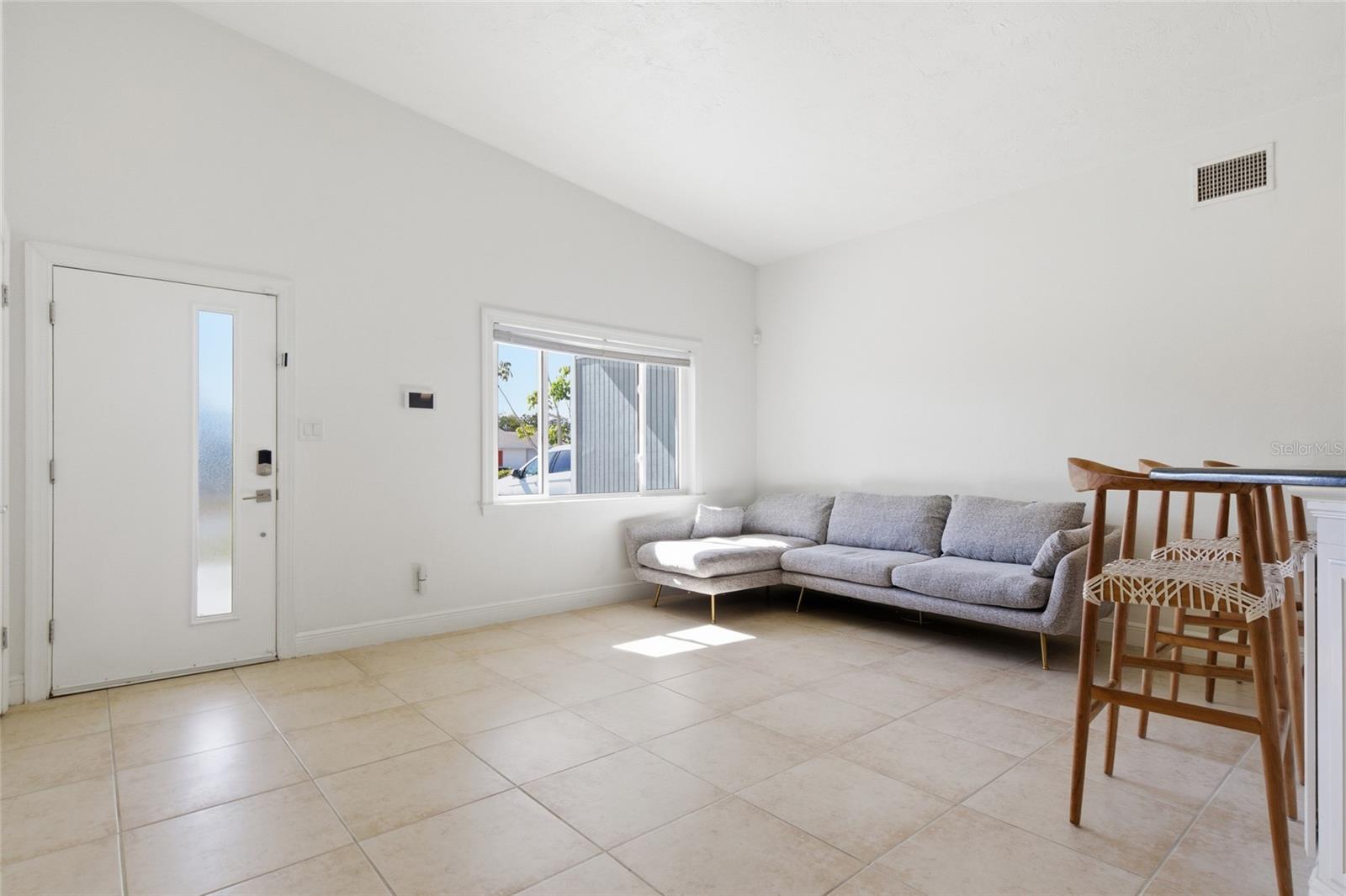 SOUTH GATE MANOR - Residential