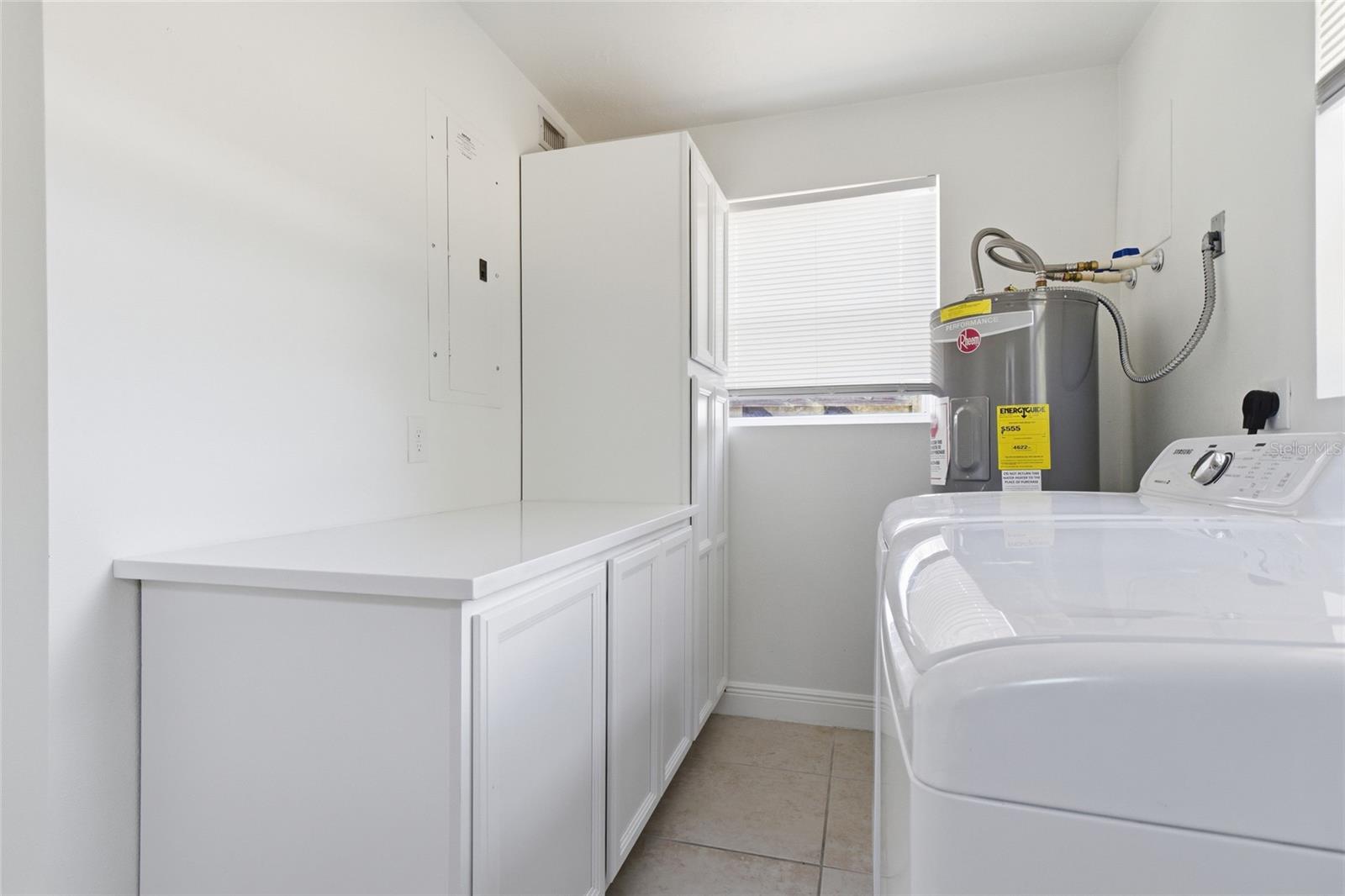 SOUTH GATE MANOR - Residential