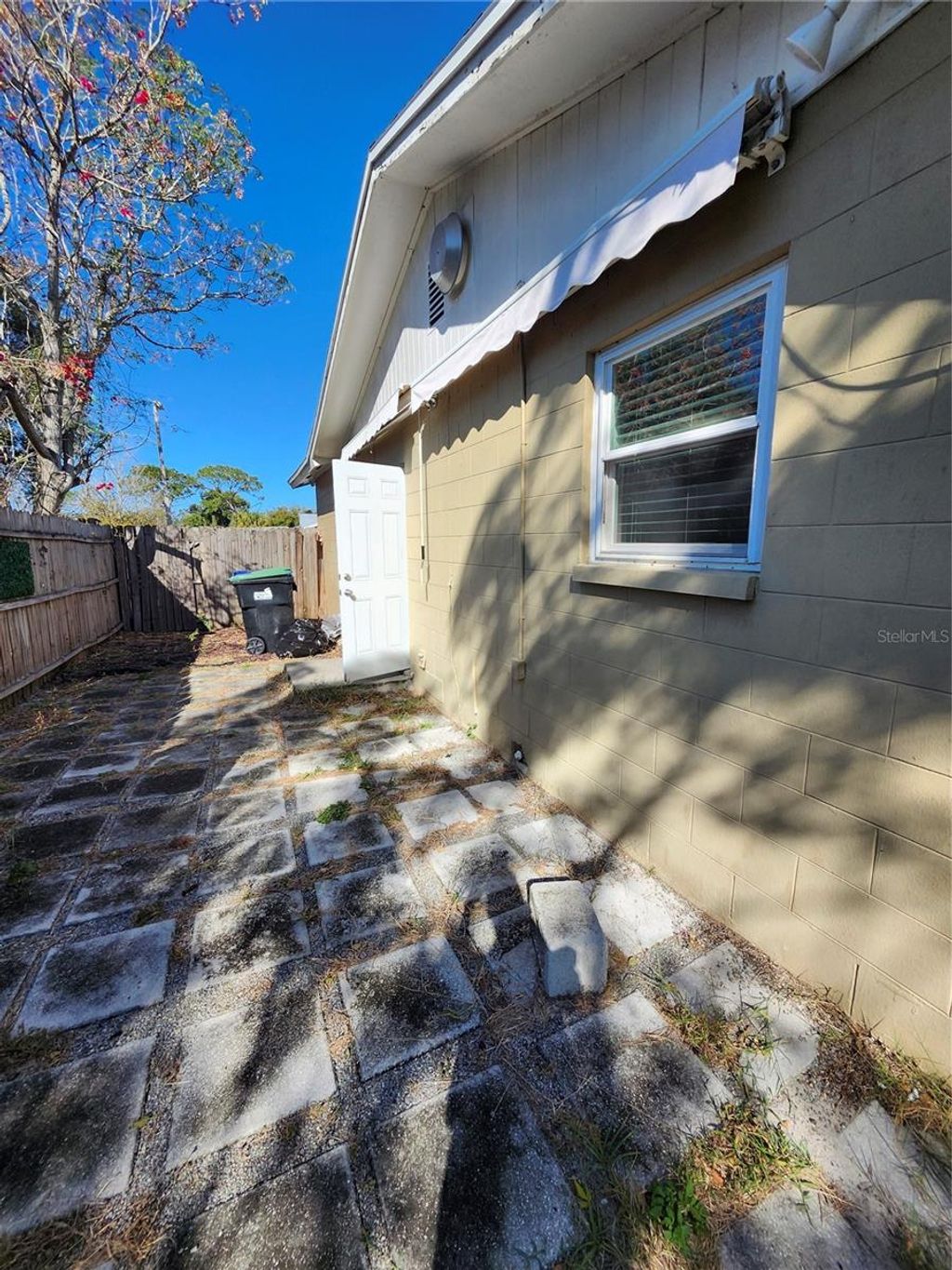 Photo of 4728 Okeefe Street, Orlando, FL 32808 (MLS # O6363447)