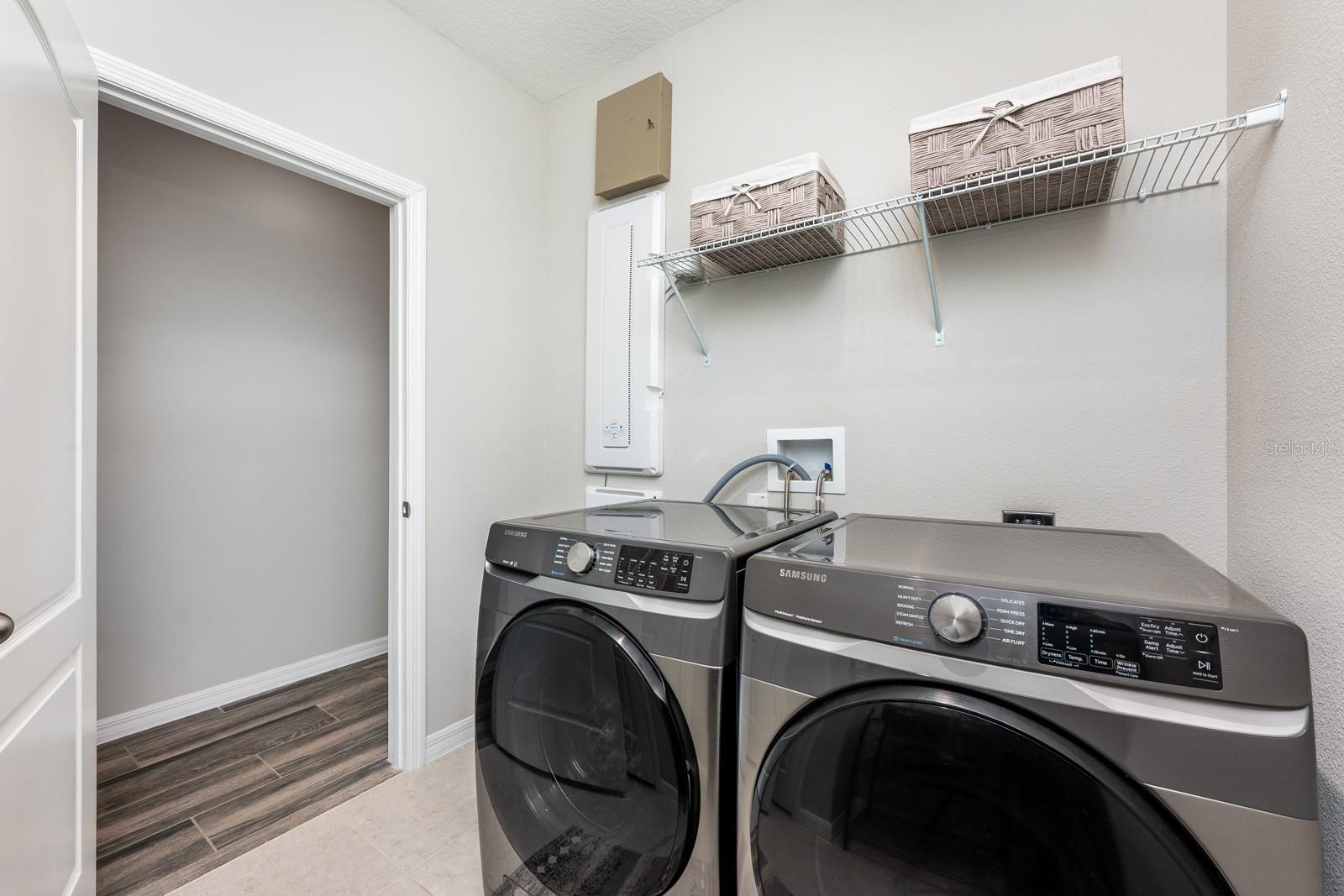 LAUREATE PARK PH 8 - Residential