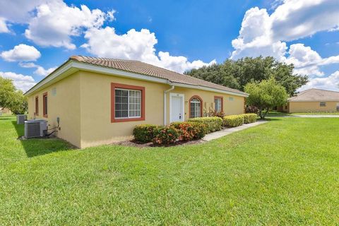 Photo of 305 Port Pleasant Drive #A, Poinciana, FL 34759 (MLS # O6325573)