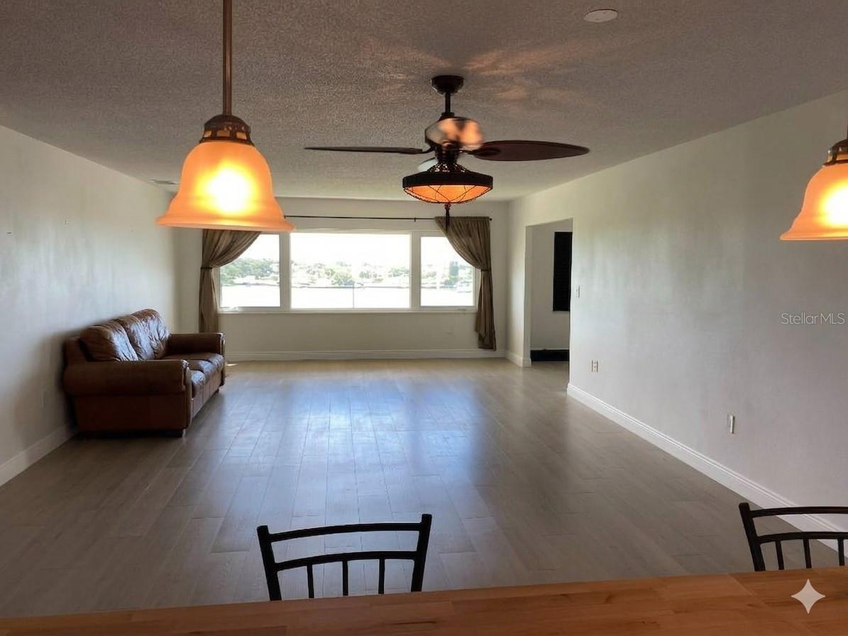 100 BLUFF VIEW DRIVE 603C