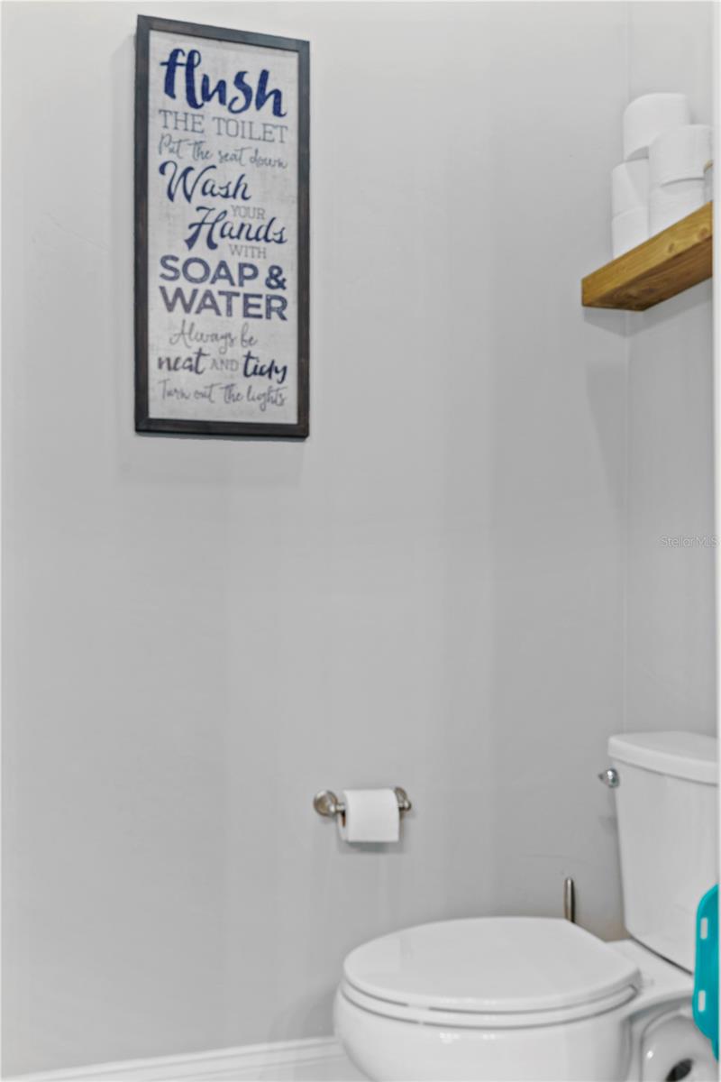 OAKMONT PH 2 PB 32 PG 30 - Residential Lease