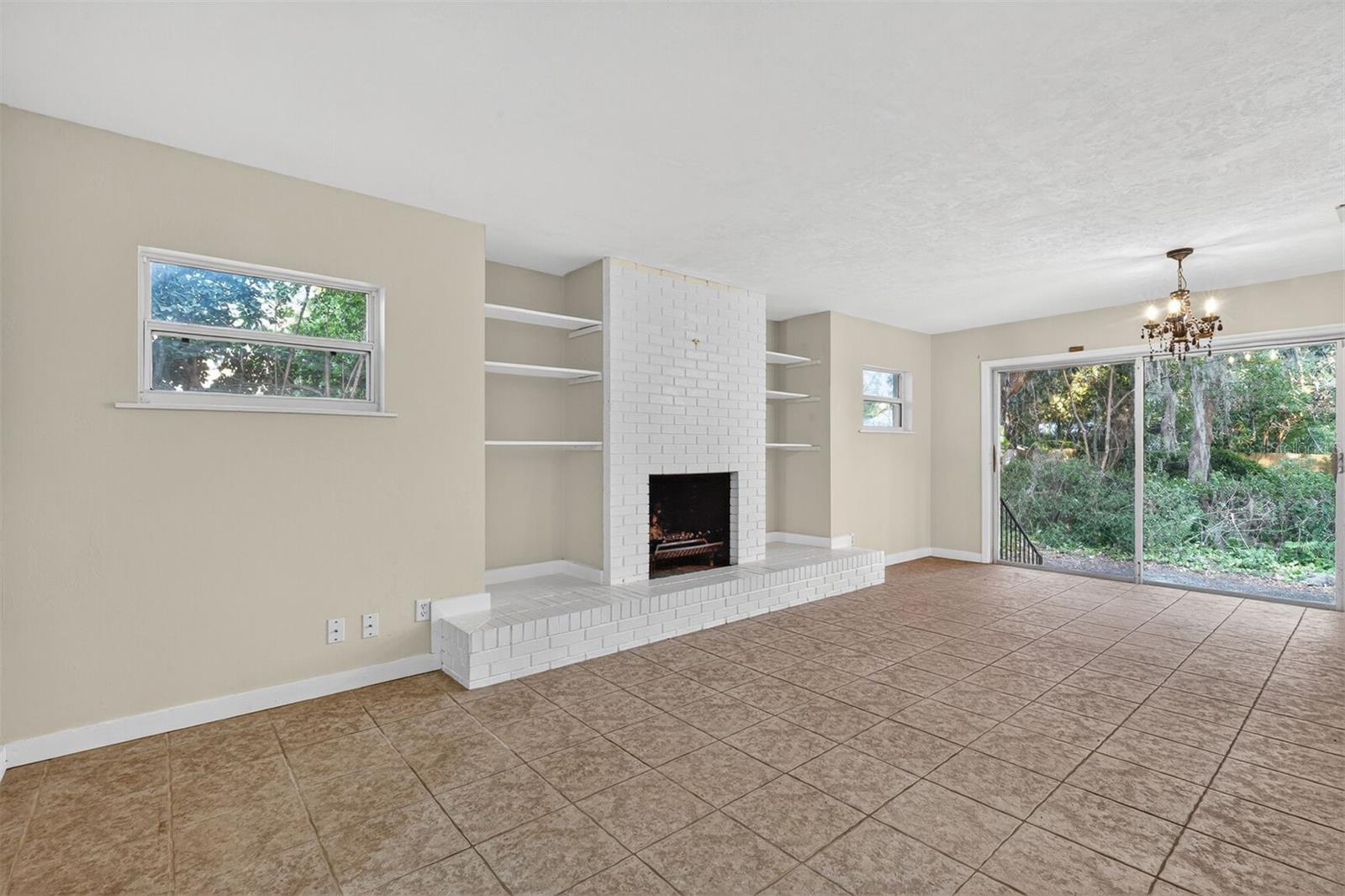 HIGHLAND PINES - Residential