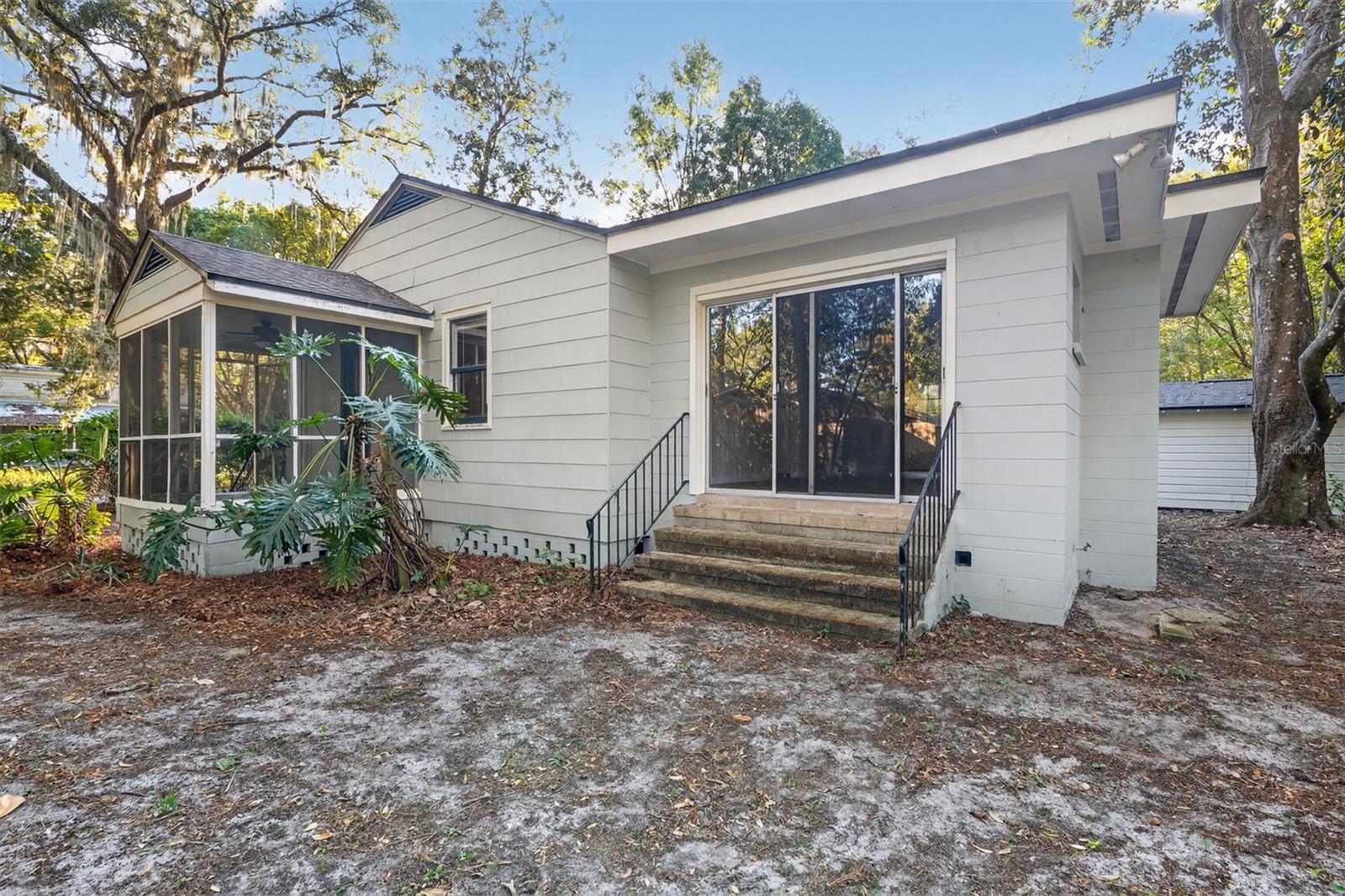 HIGHLAND PINES - Residential