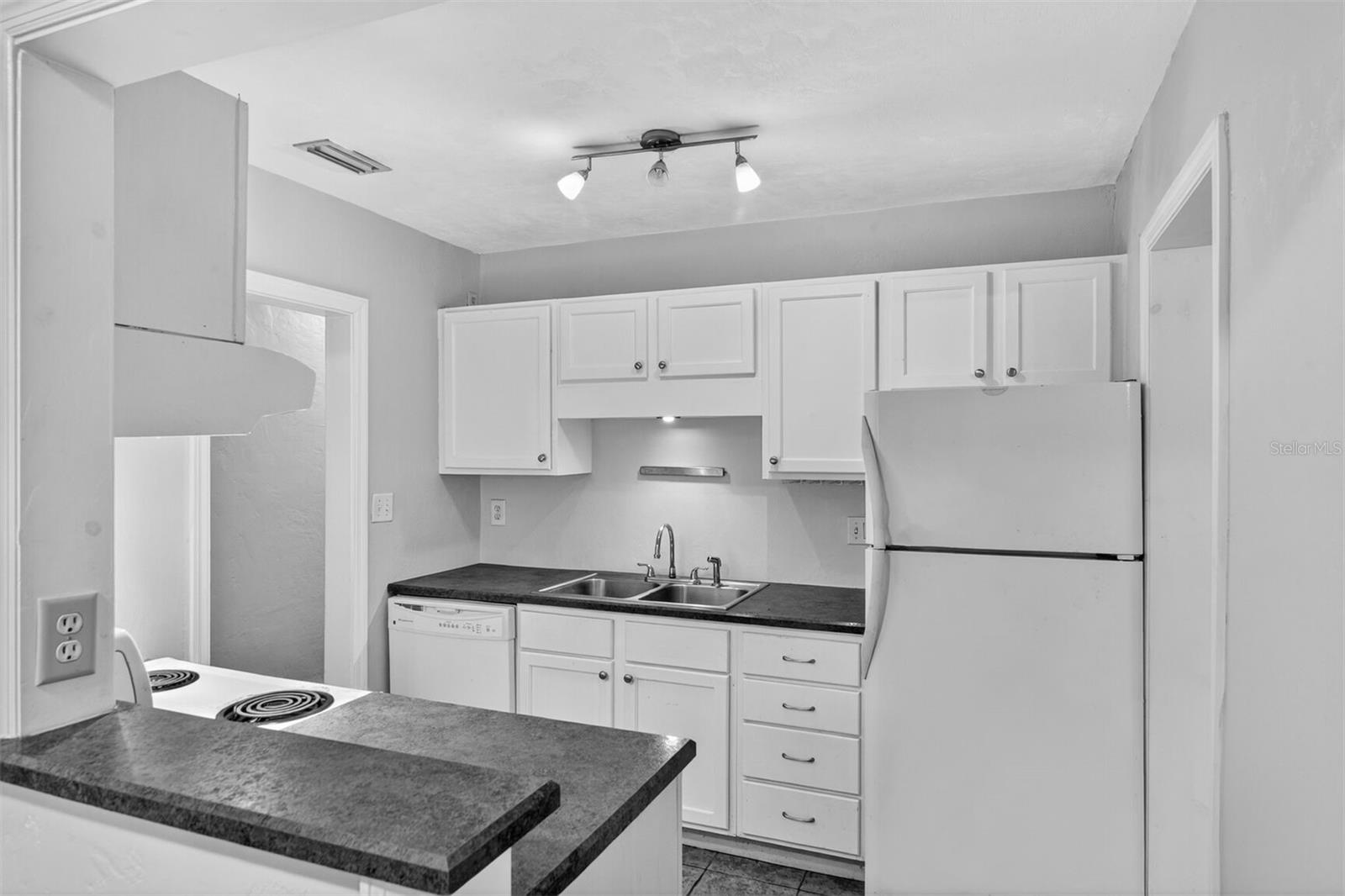 HIGHLAND PINES - Residential