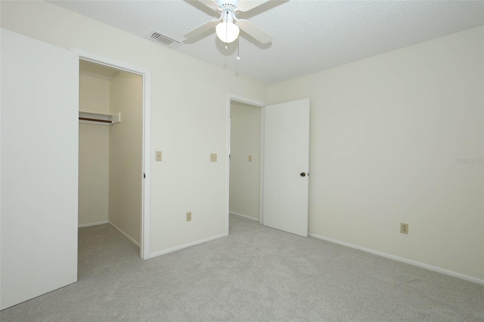 CROSSINGS - Residential