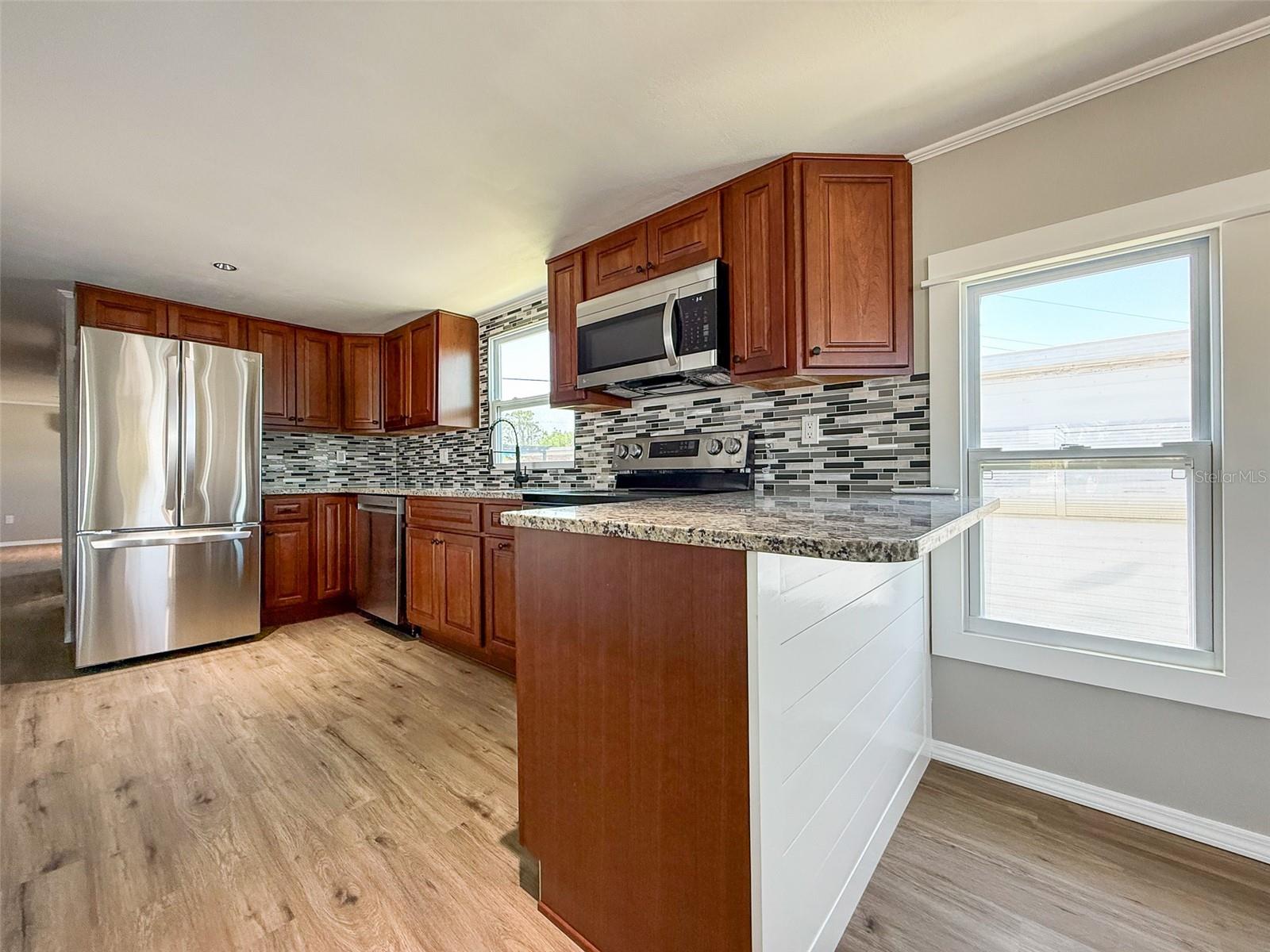 TRI-PAR ESTATES - Residential