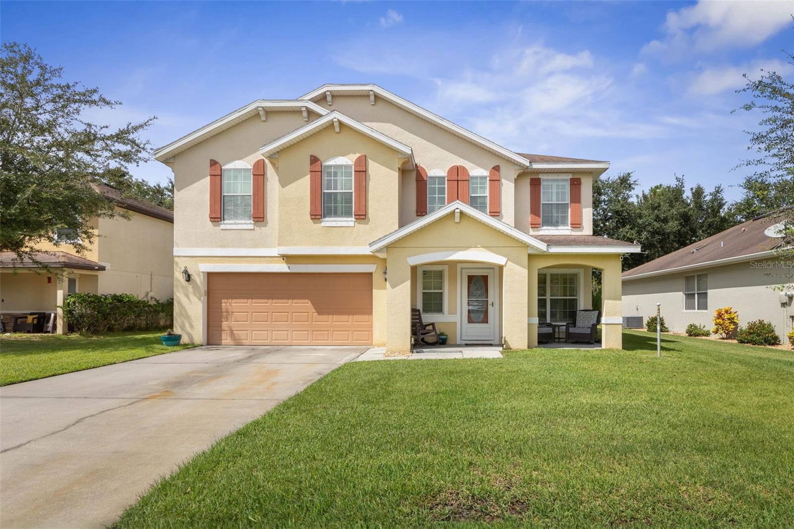 Welcome to this beautifully updated 3 bedroom, 2.5 bath residence offering 2,233 sq. ft. of thoughtfully designed living space in the highly desirable Hunter’s Ridge community. Perfectly positioned on a quiet cul-de-sac, this move-in ready home combines style, comfort, and convenience.
Inside, the open-concept layout showcases bright, oversized rooms filled with natural light. The main level features elegant updated tile flooring, a spacious kitchen with sleek quartz countertops, stainless steel appliances, and an impressive oversized walk-in pantry paired with a large laundry room.
Upstairs, luxury vinyl plank flooring flows throughout a versatile bonus living area and generously sized bedrooms. The serene primary suite includes a massive walk-in closet and spa-like bath, creating a private retreat.
Step outside to the enclosed screened lanai and enjoy peaceful water views, or entertain in the fully fenced backyard. Additional highlights include plantation shutters, abundant storage, and access to community sidewalks that wind through the preserve leading to the playground and pool.
This exceptional property is truly move-in ready, offering the perfect blend of elegance, functionality, and location.